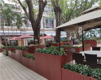 為什么戶外都喜歡用四川防腐木做花箱呢？